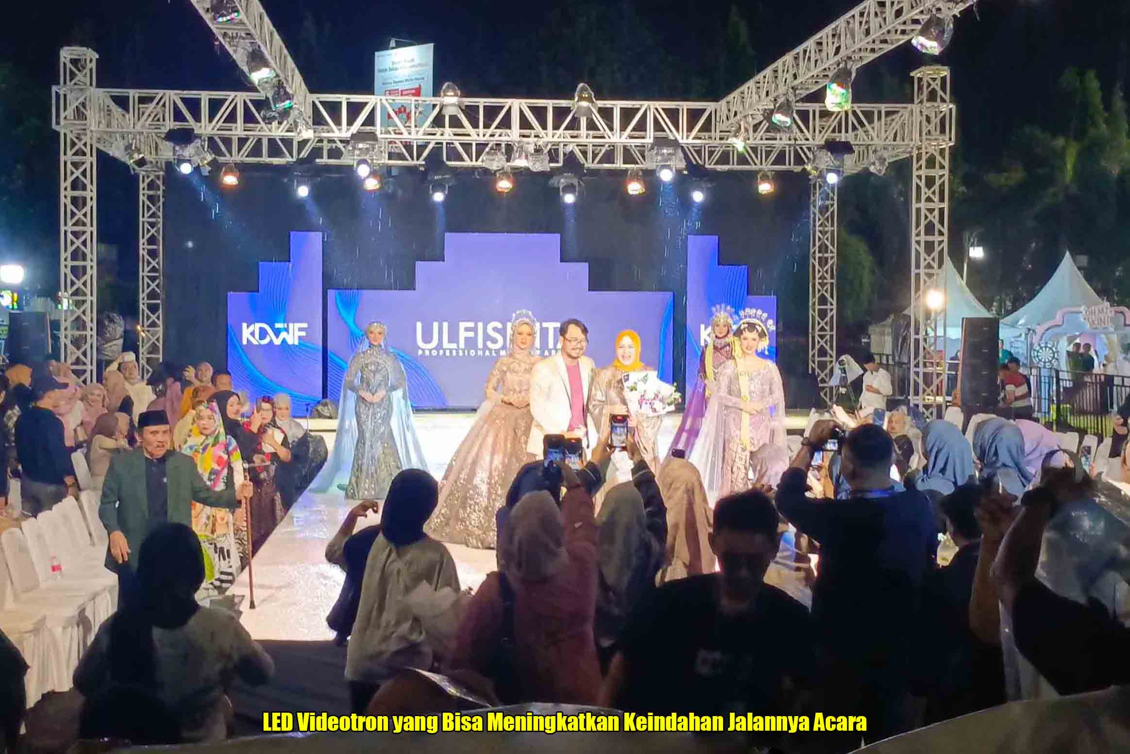 Keamanan Menggunakan LED Videotron untuk Konser Outdoor: Prioritas Utama demi Kesuksesan Acara